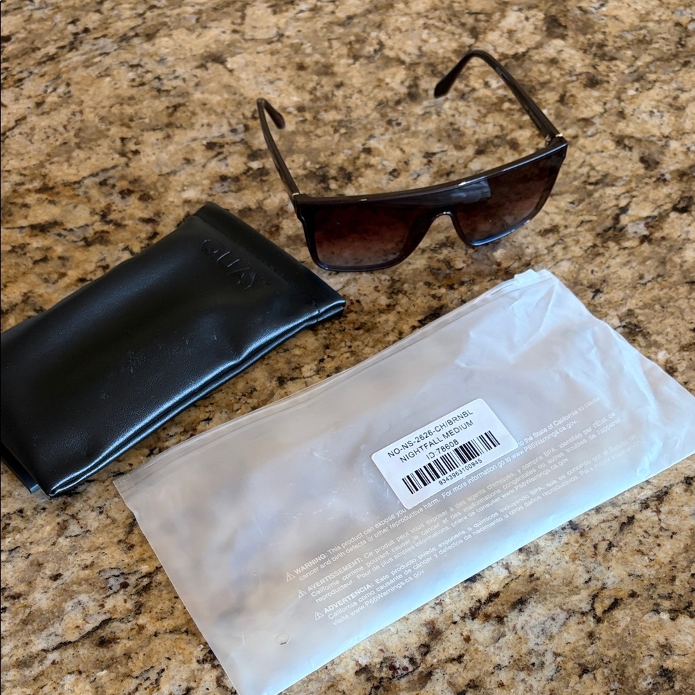 Quay Australia Sunglasses Brand New!